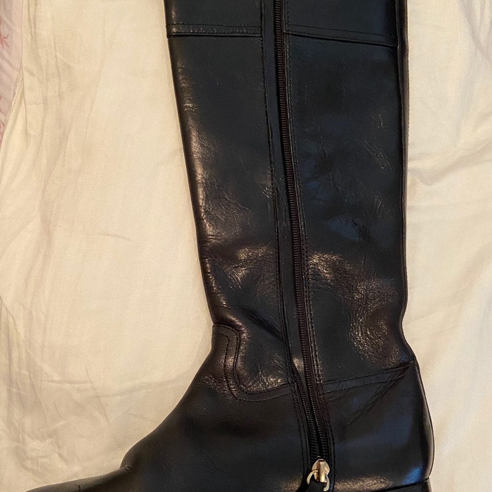 High to the knees black Tory Burch boots. - Picture 3 of 7